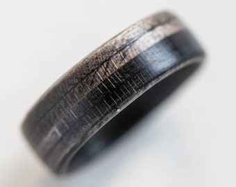 Skateboard Ring Recycled - Wooden Ring - Wedding Ring - Recycled Ring - Gift - BoardThing - Waterproof - Black - Minimal - Classic