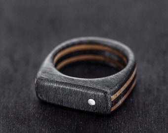 Wooden Ring - Silver - Skateboard Ring - Skateboard - Gift -  Recycled skateboards - Wedding Bands - Anniversary - Waterproof - Skate Ring