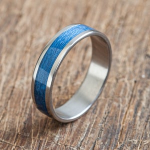 Titanium Minimalist Blue Ring - Extra durable - Wooden - Minimalist -  Wedding - Waterproof - Gift - Ocean - Modern - Recycled Skateboards