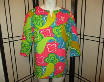 mod floral/paisley print button down back 3/4 sleeve tunic