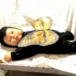 Anne Geddes 15&quot; butterfly baby doll