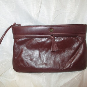 Etienne Aigner Lederarmband-Clutch