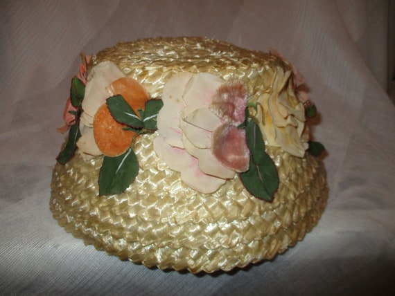 Vintage La Vogue Straw Bucket Hat With Silk Flowers - Etsy display picture 3