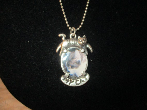 Anne Klein "My Cat" photo pendant necklace - image 1