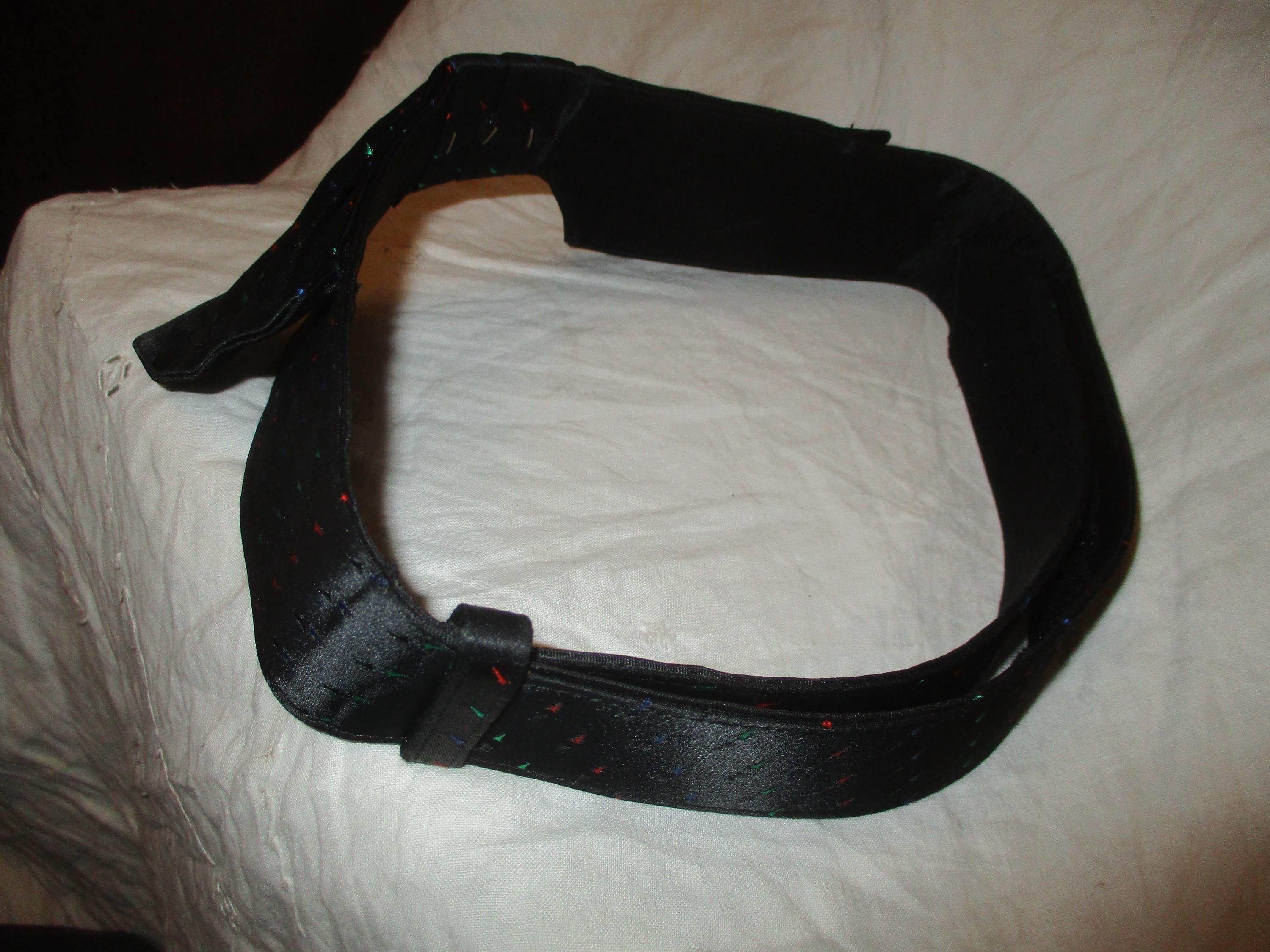 Ginnie Johansen Designs Adjustable Satin Bow Belt - Etsy display picture 2