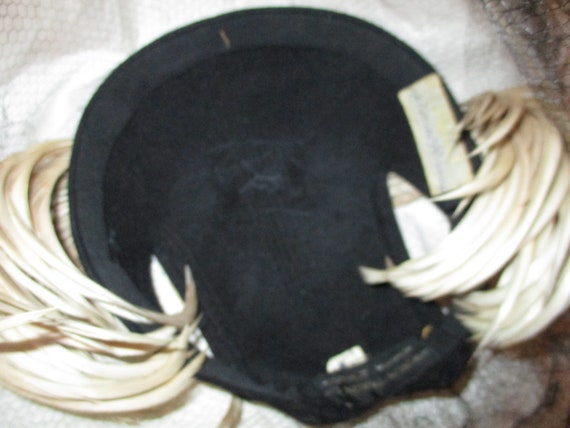 Roberta Bernays full veil feather hat - image 5