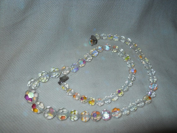 Vintage faceted crystal necklace - image 3