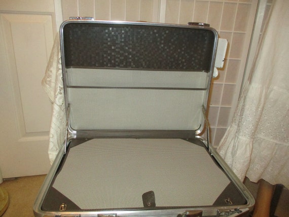 Forecast vintage hard shell briefcase, luggage, t… - image 6