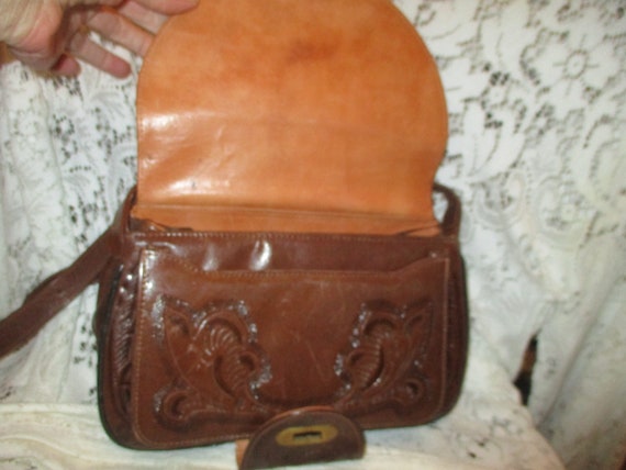 Tooled leather shoulder bag - image 7