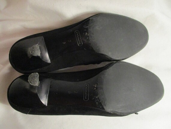 Vintage Coach suede velvet trim pumps size 7 - image 4