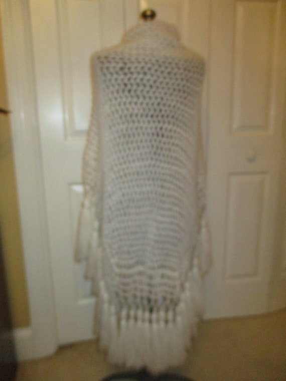 crocheted tassel fringed shawl - image 5