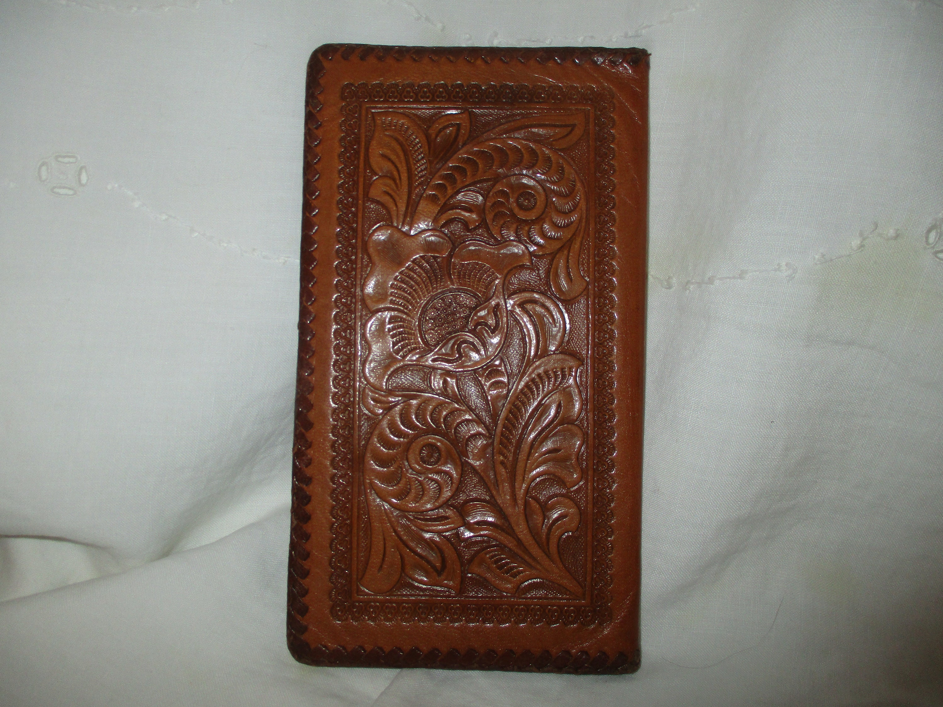 Keychain - Rectangle - Farm to Fork - Leather Keychain - Rectangle - Farm to Fork - Leather