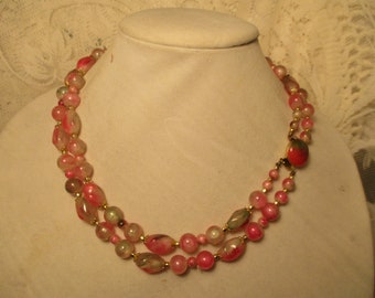 Vintage pink 2 strand beaded necklace