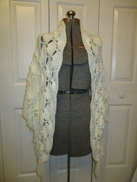 crocheted fringed shawl - image 2