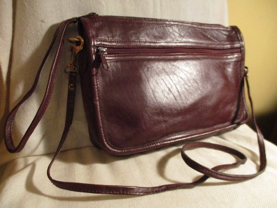 leather shoulder bag wristlet / clutch - image 9