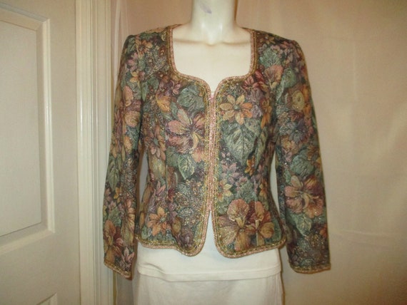 Miss Elliette floral tapestry blazer/jacket