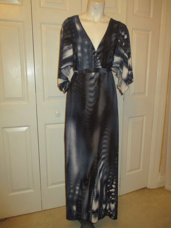 Carole Little flutter sleeve knit maxi dress - image 3