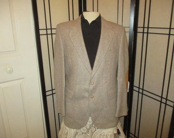Evan Picone tweed blazer with leather elbow patches