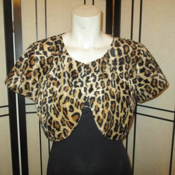 I.N. Studio faux leopard fur bolero jacket