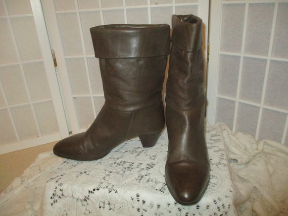 Showoffs leather mid calf/ankle boots size 9 - image 5