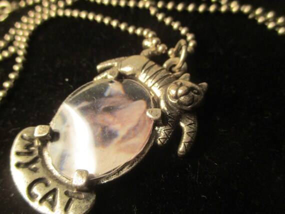 Anne Klein "My Cat" photo pendant necklace - image 10