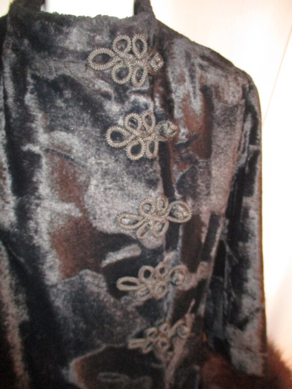 crushed velvet with fox trim coat - image 6