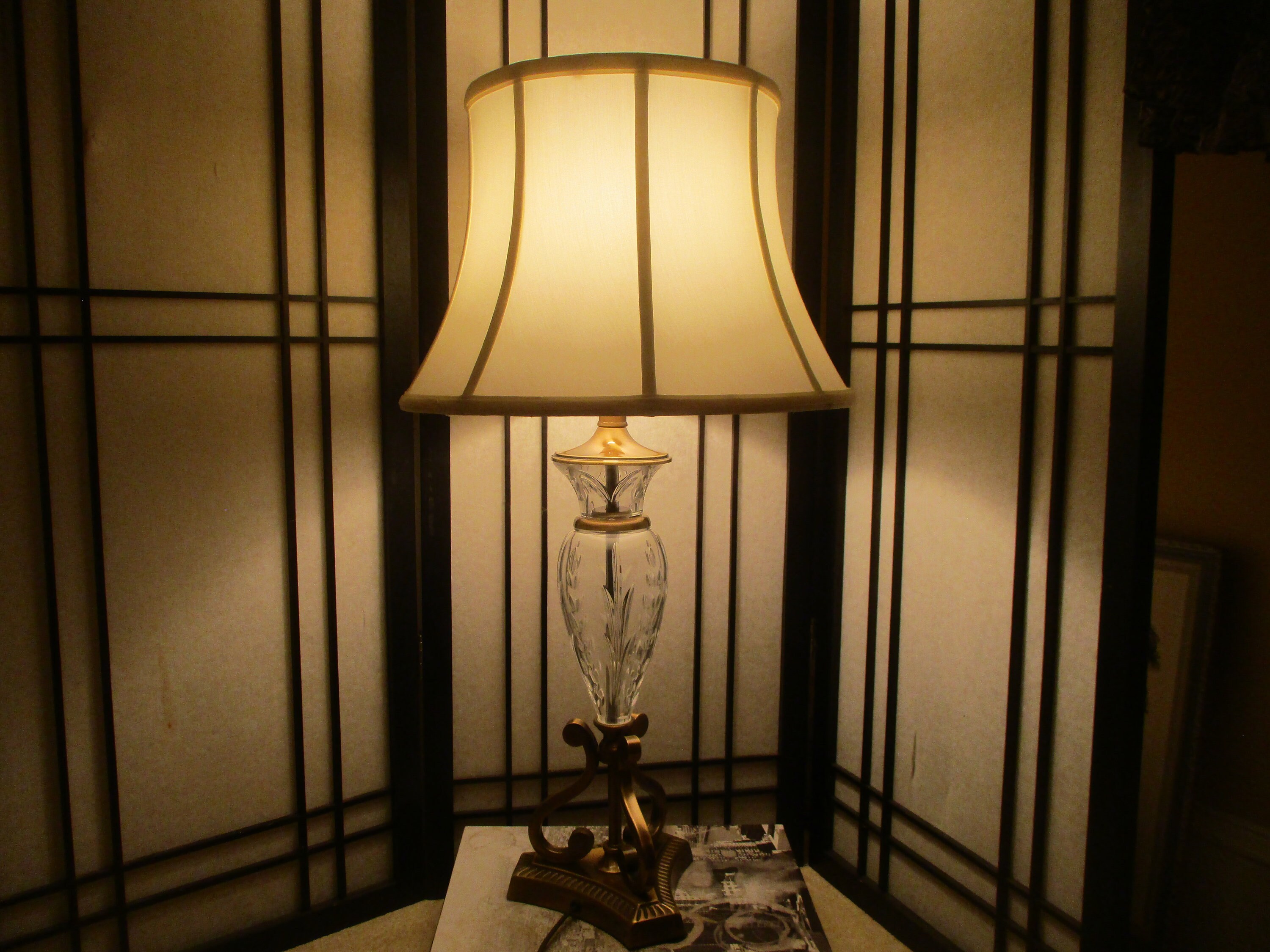 Dale tiffany outlet crystal lamp