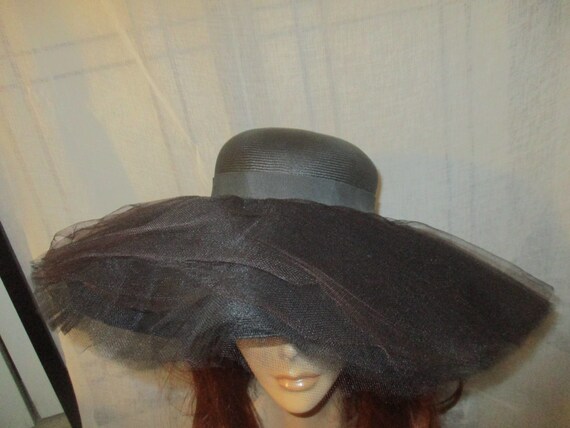 Saks Fifth Avenue Wide Brim Tulle Derby Hat - Etsy display picture 1