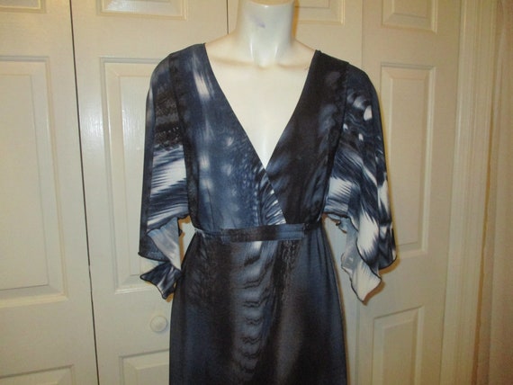 Carole Little flutter sleeve knit maxi dress - image 2