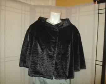 Specialty House Fashion sculpted velvet cropped evening jacket