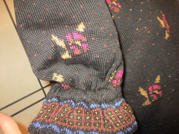 Cullinane  short puffy sleeve sweater - image 4