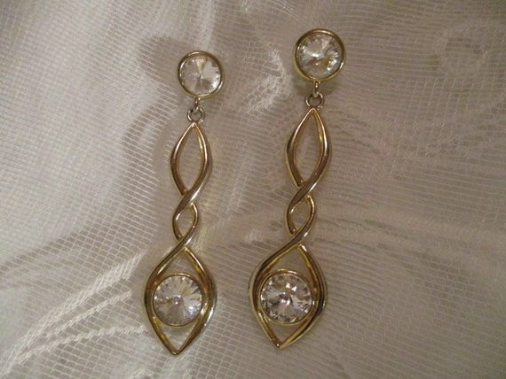 Bijoux New York Designs rhinestone dangle pierced earrings