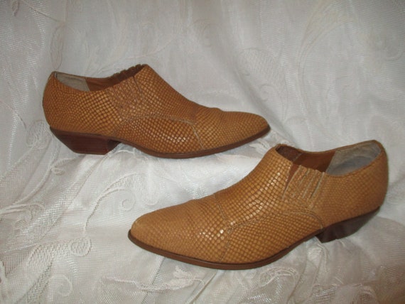 nine west western booties