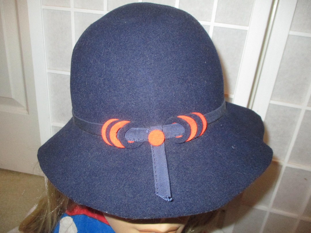 Geo W Bollman Vintage Art Deco Doeskin Navy & Red Wool Felt  display picture 1