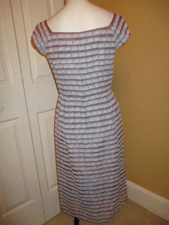 Minx Modes taffeta & lace wiggle dress - image 6