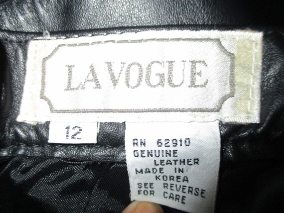 Vintage La vogue black leather skirt - image 3