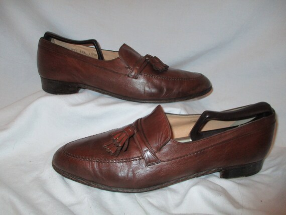 salvatore ferragamo tassel loafer