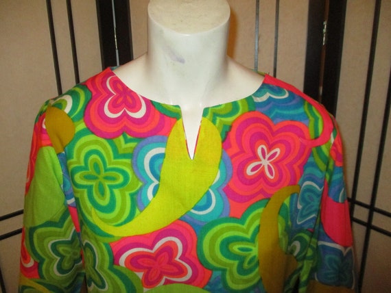 mod floral/paisley print button down back 3/4 sle… - image 2