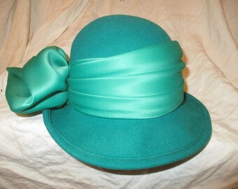 Barbisio Italy Fedora Size 7 1/8 Vintage Fur Felt Green Hat  Made in Italy 1950s Barbisio Italy Fedora Size 7 1/8 Vintage Fur Felt Green  main image 3