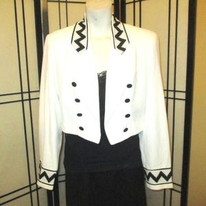Dawn Joy retro white & black cropped open front jacket/blazer