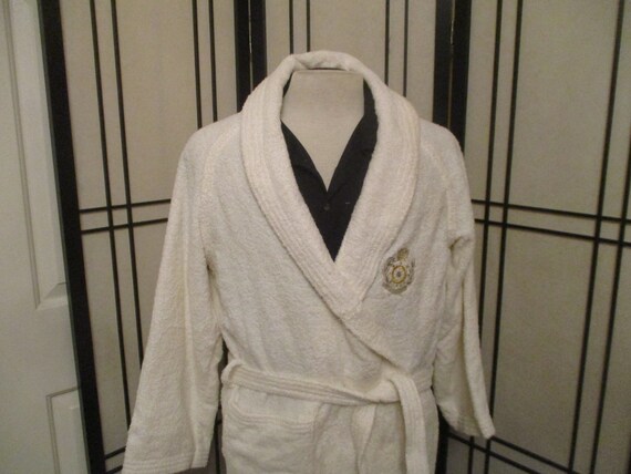 men's soft terry cloth robe - image 2