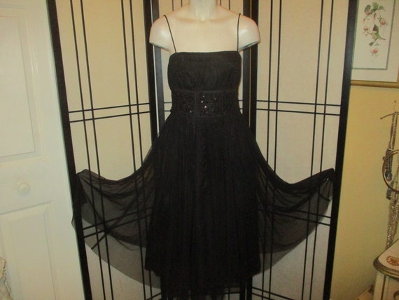 Upper Sequin Bottom Net Designed Fit n Flare Party Dress