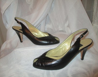 Chantal black leather sling back peep toe pumps 8 1/2