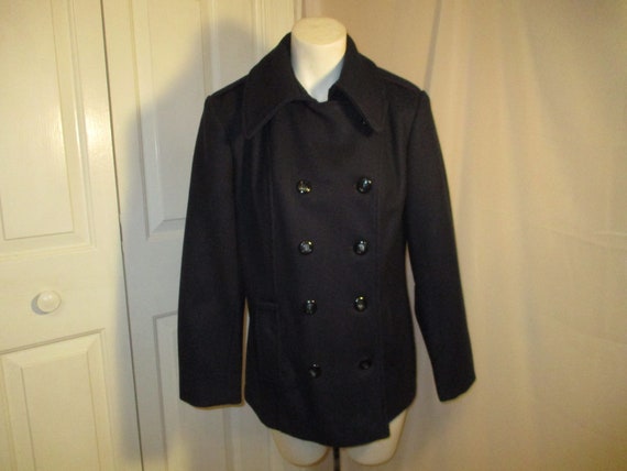 Opera navy pea coat