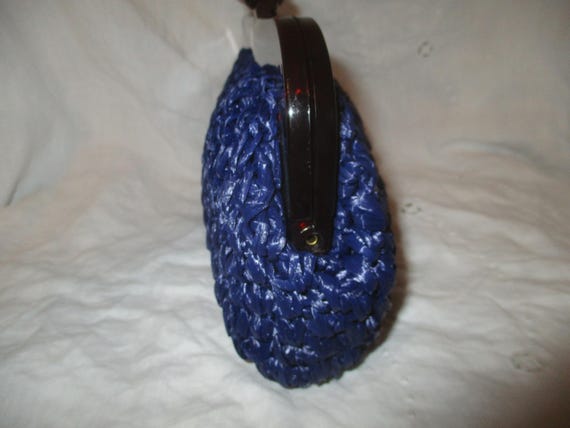vintage La Regale straw kiss lock clutch View 5