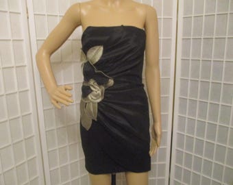 Vestido de fiesta o cóctel mini elástico sin tirantes Cache