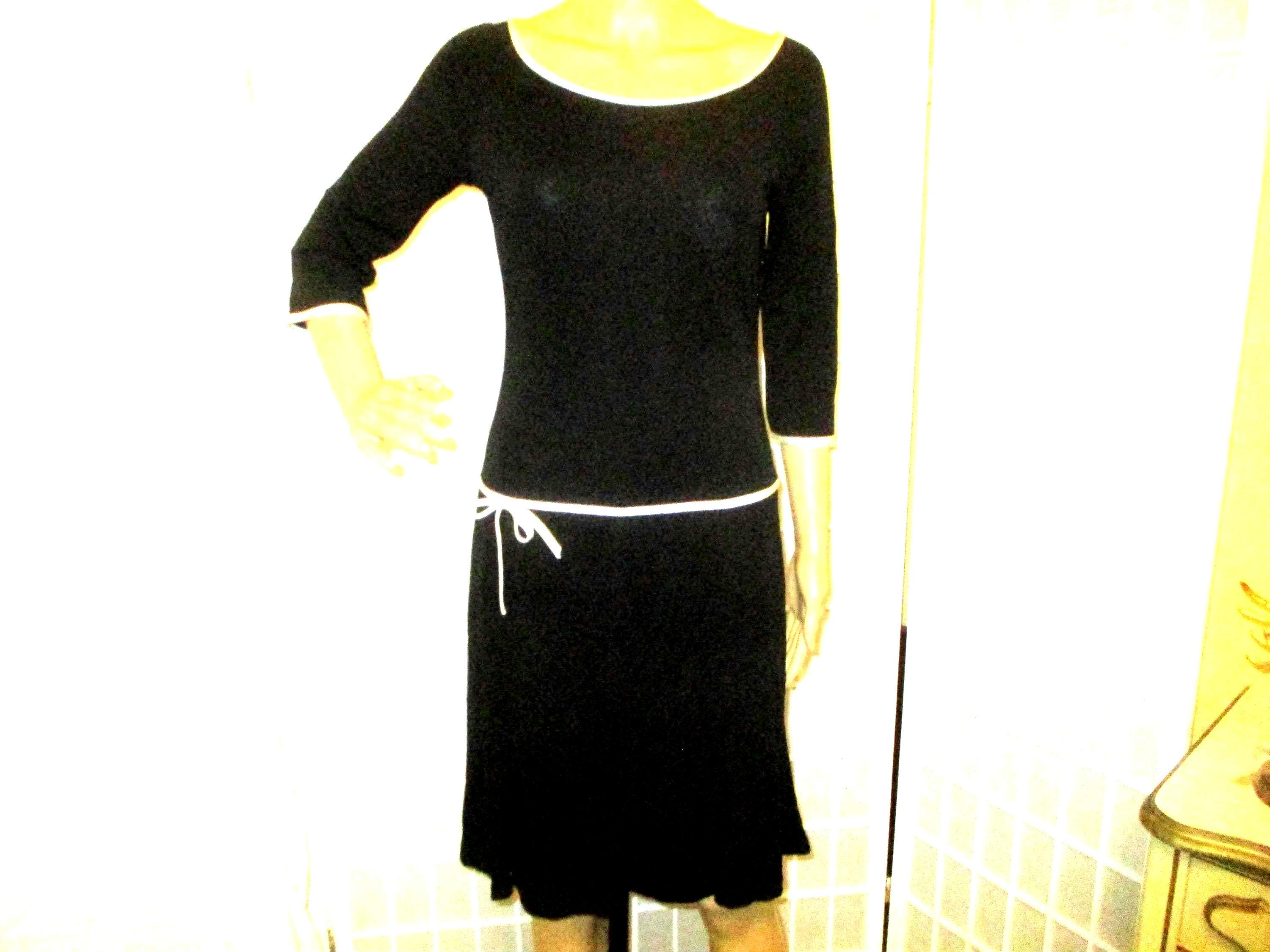 short cocktail black dress Sweetheart Neckline Cap Sleeve Mini Dress in Black - 12 main image 0