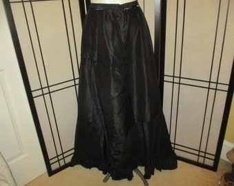 antique Victorian 1880's ruffled petticoat