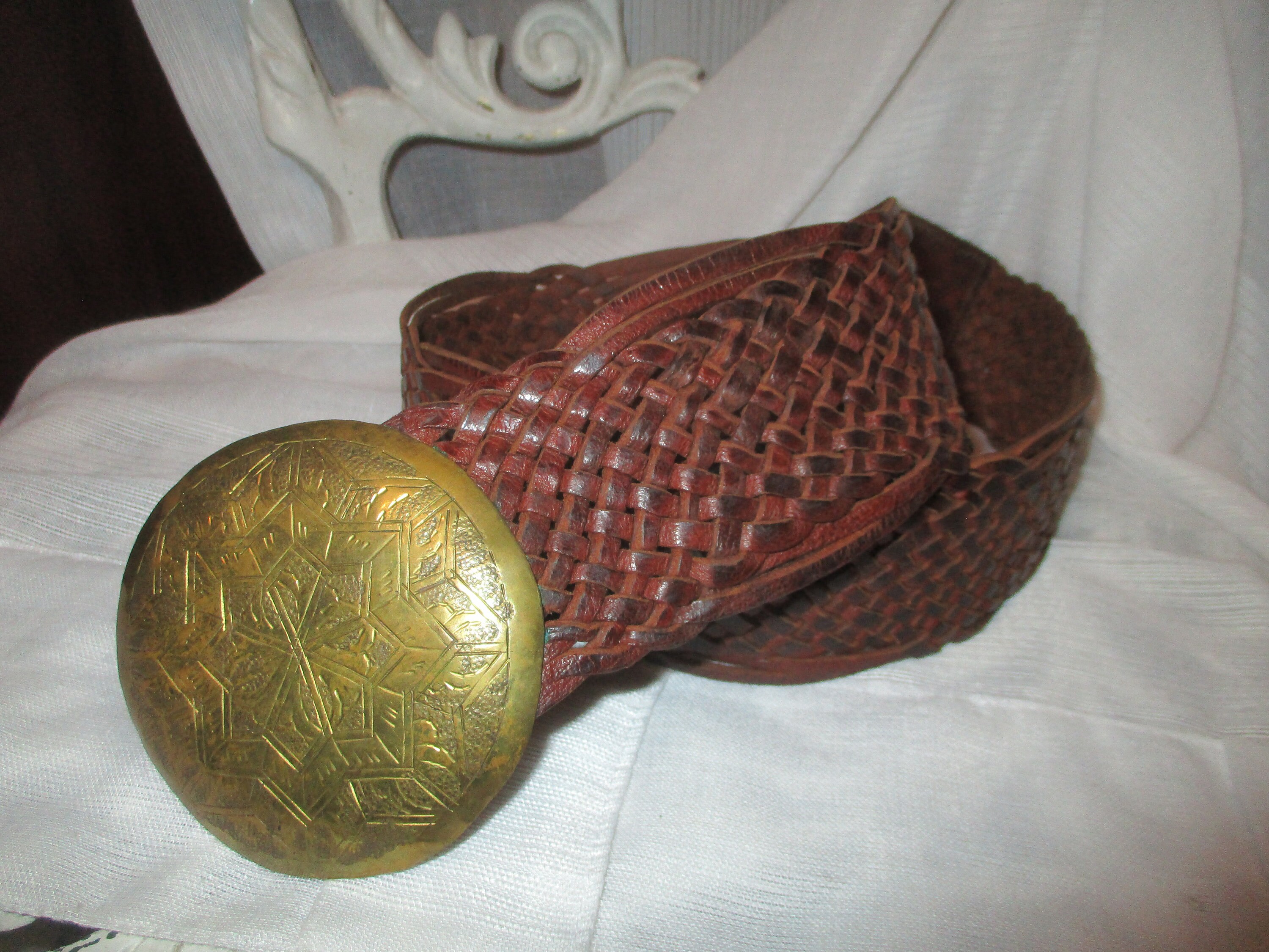 Vintage Wide Woven Boho Leather Belt With Etched Brass  display picture 3