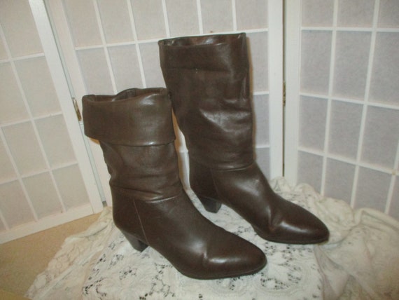 Showoffs leather mid calf/ankle boots size 9 - image 1